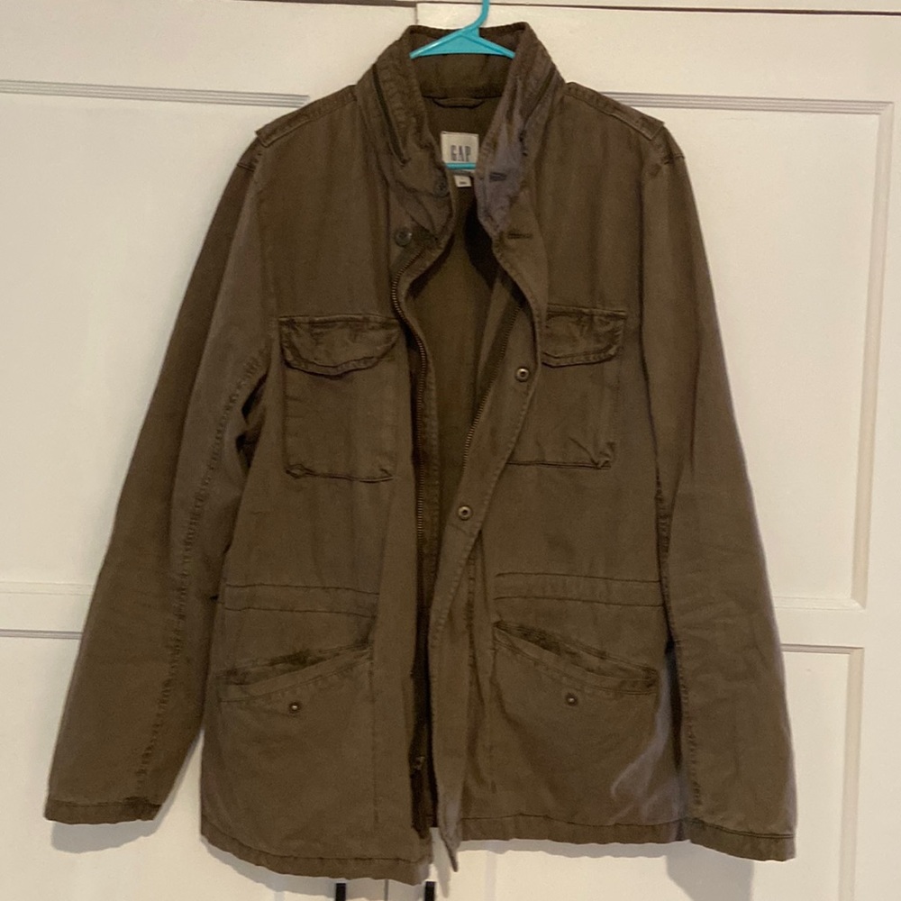 Men’s Olive Green Jacket in good condition.
